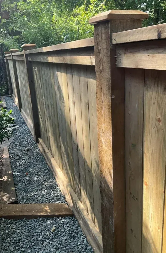 Fences & Privacy Screens, example picture