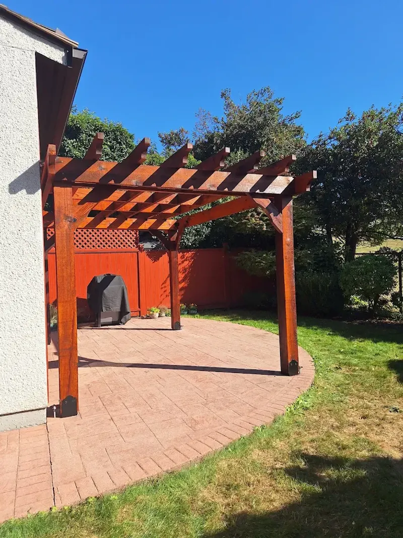 Pergolas, Arbours & Gazebos